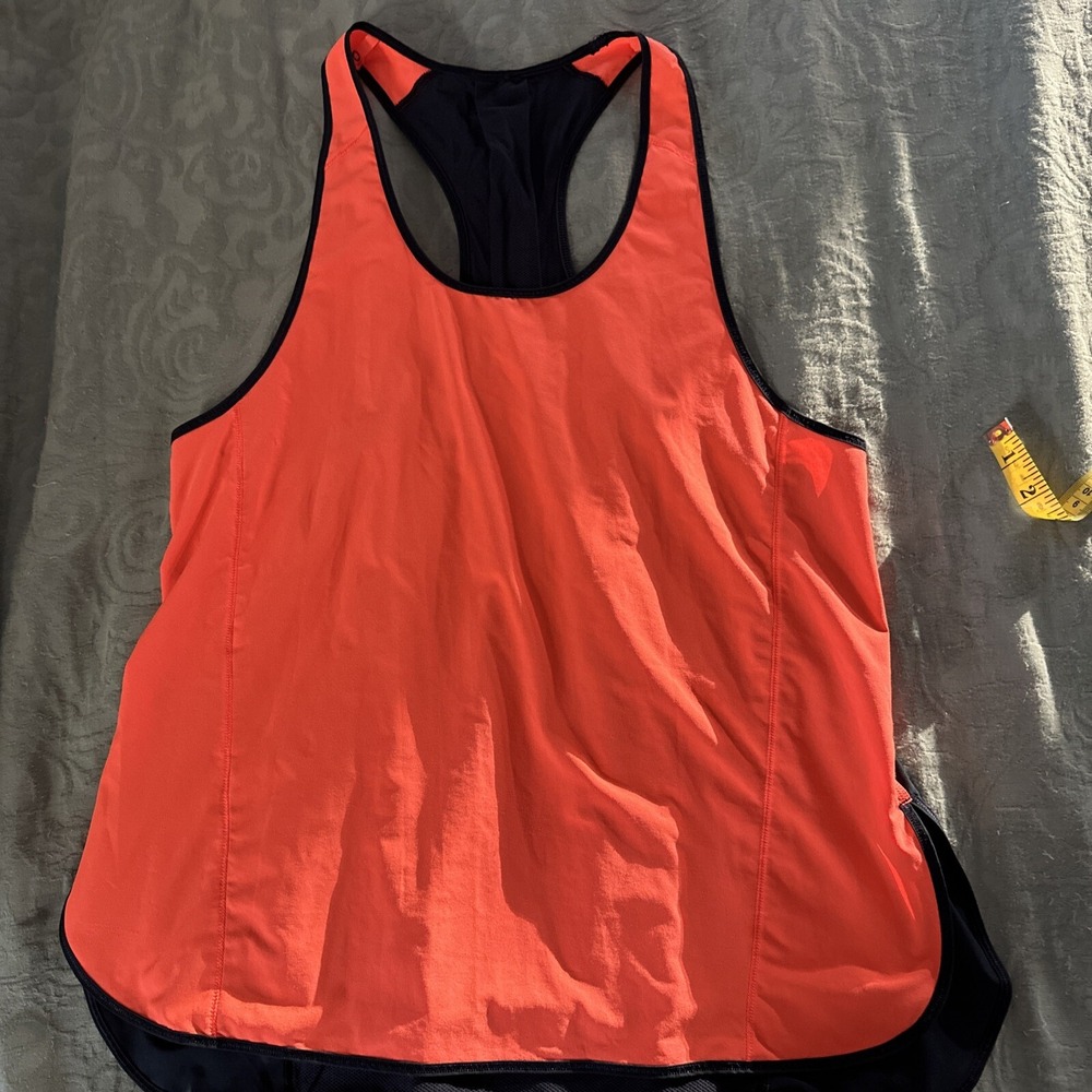 Lululemon Running Tank, Size 8 Pump It‎ Up Orange Navy Blue. Light Flare
